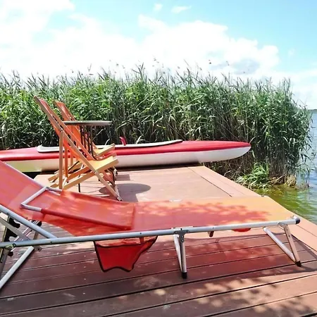 בית נופש In Direkt Am Wasser נובה וארפנו